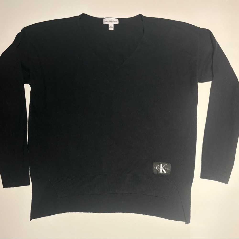 Calvin Klein Women's V-Neck Black Sweater Size Medium